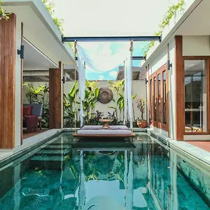 Sampatti 5* Seminyak (Bali)