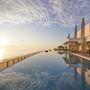 5* Resort - Mikazuki Japanese &